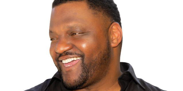 Read more about the article Aries Spears