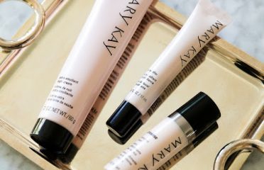 Mary Kay Cosmetics, Independent Beauty Consultant – Kerstin Andrews