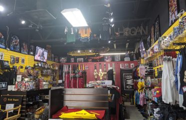 Hogan’s Beach Shop