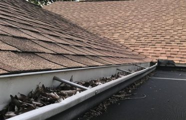 Supreme Gutters and Roofing
