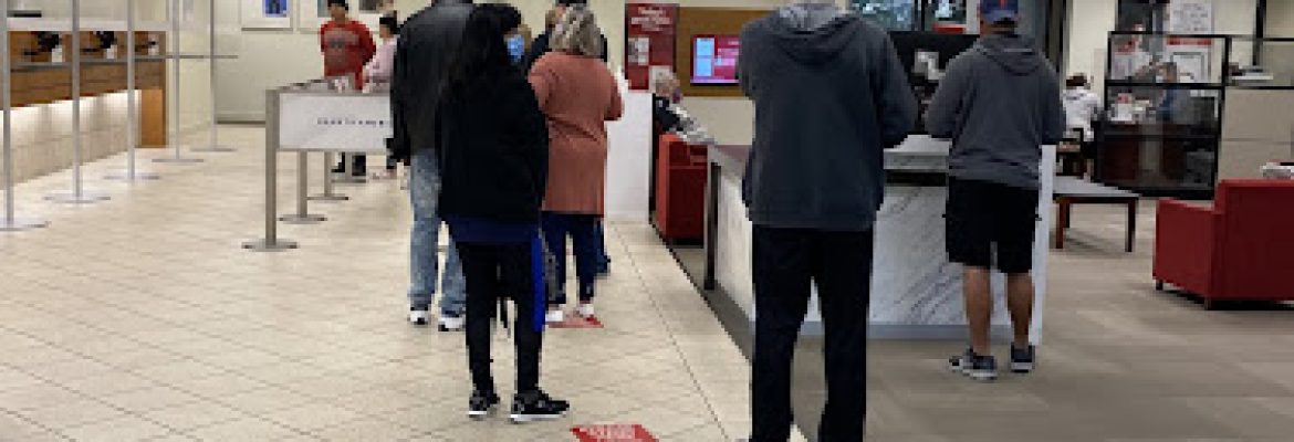 Bank of America (with Drive-thru services)