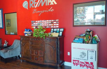 RE/MAX Bayside