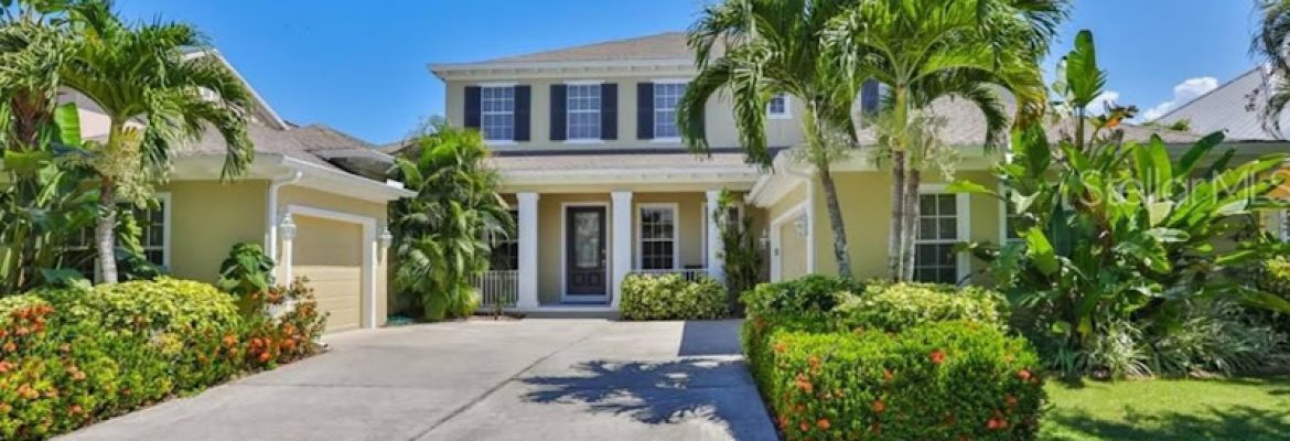 Shawna Calvert – REALTOR – Align Right Realty South Shore