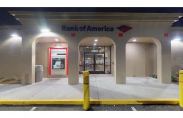 Bank of America (with Drive-thru ATM)