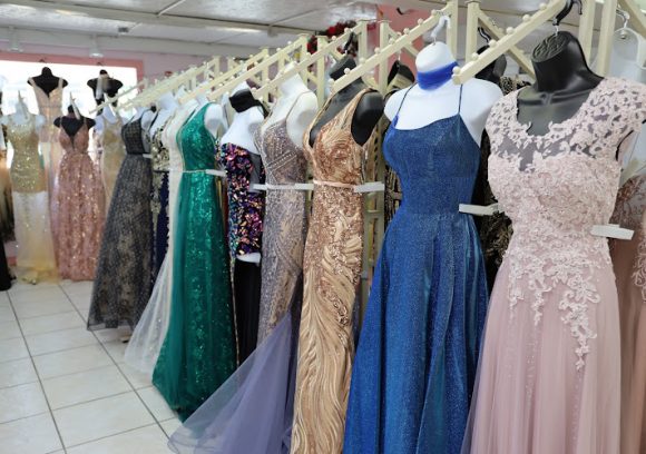 La fashion outlet prom dresses best sale