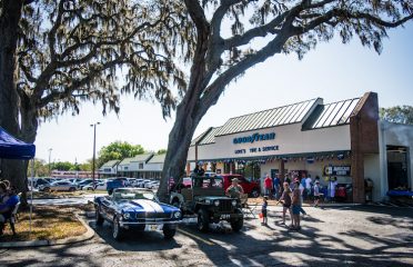 Love’s Tire & Service Center