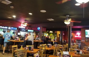 Luke’s Sports Shack Bar & Grill