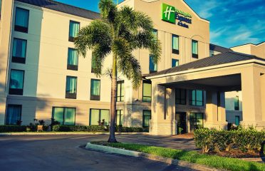 Holiday Inn Express & Suites Tampa Northwest-Oldsmar, an IHG Hotel