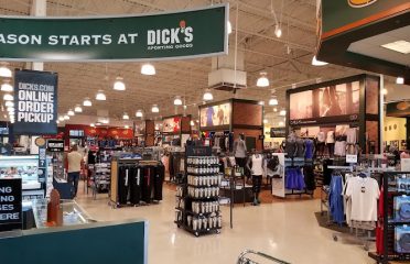 DICK’S Sporting Goods