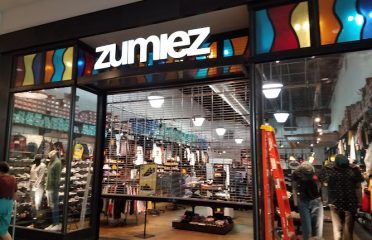 Zumiez