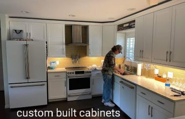 ELLIOTT’S CUSTOM INTERIORS LLC