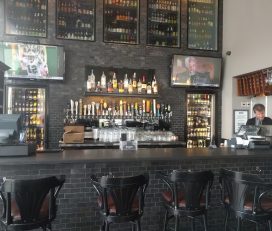 Taps Restaurant Bar & Lounge