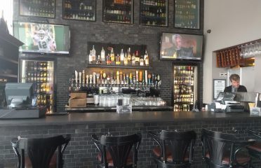 Taps Restaurant Bar & Lounge