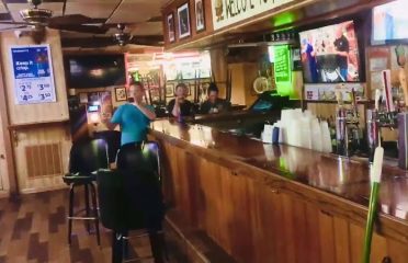 MacNasty’s Sports Bar & Grill