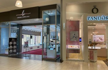 Jewelry Stores In Tampa FL, Jewelry Tampa FL, Jewelers In Tampa FL, Watches In Tampa FL, Engagement Rings In St. Petersburg FL, Earrings In St. Petersburg FL, Jewelers In St. Petersburg FL